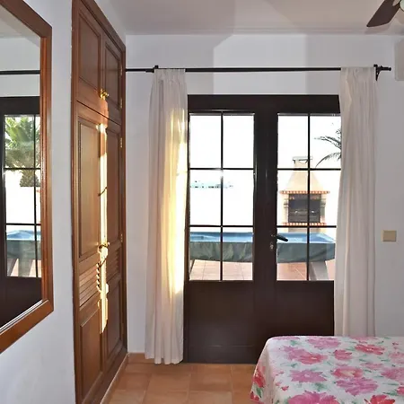 La Calma Sea View Private Pool Lanzarote וילה *